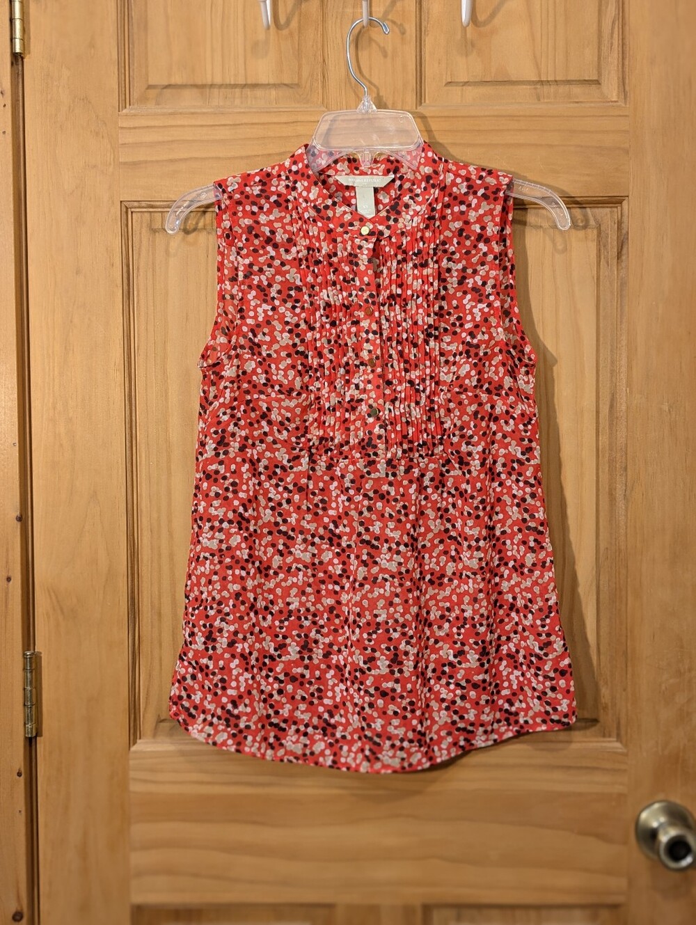 Banana Republic Top Blouse Women's XS Sleeveless Red Black Polka Dot Pintuck - Picture 8 of 10